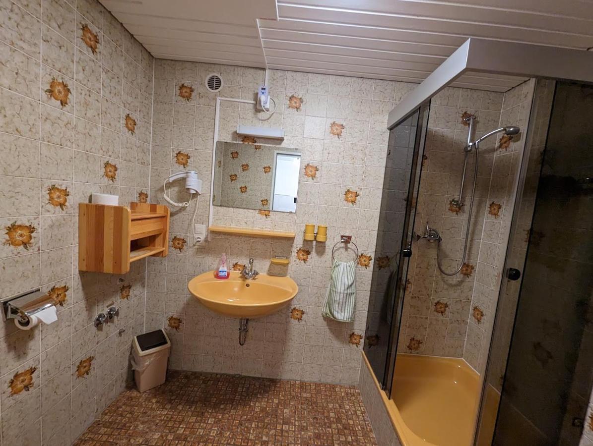C3 Albmatte-Fewo Sauna, Hallenbad Aussenbecken Massagen Nebenan 상트블라신 외부 사진
