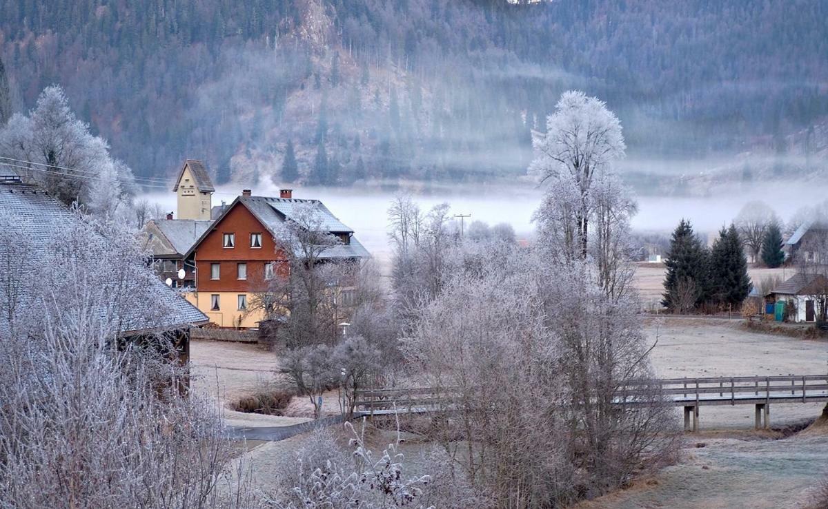 C3 Albmatte-Fewo Sauna, Hallenbad Aussenbecken Massagen Nebenan 상트블라신 외부 사진