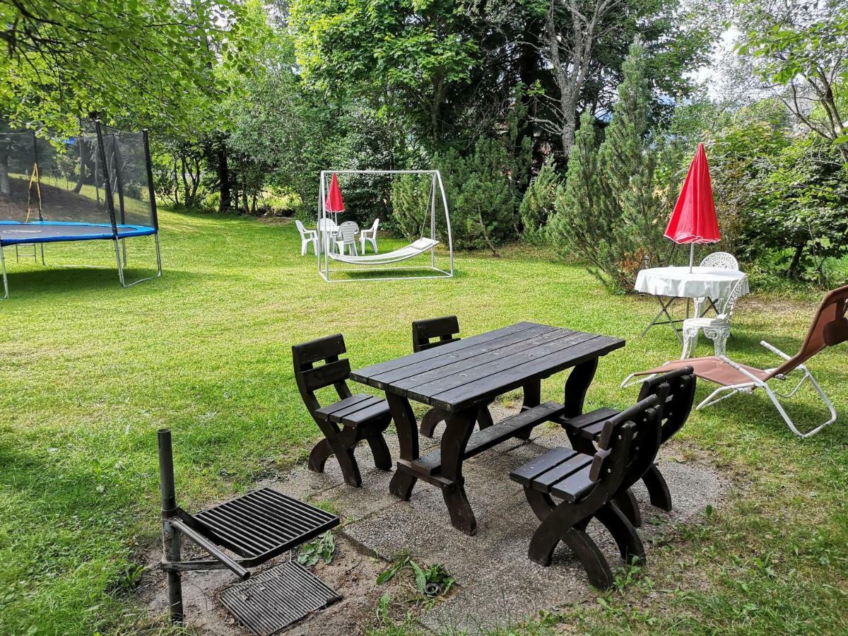 C3 Albmatte-Fewo Sauna, Hallenbad Aussenbecken Massagen Nebenan 상트블라신 외부 사진
